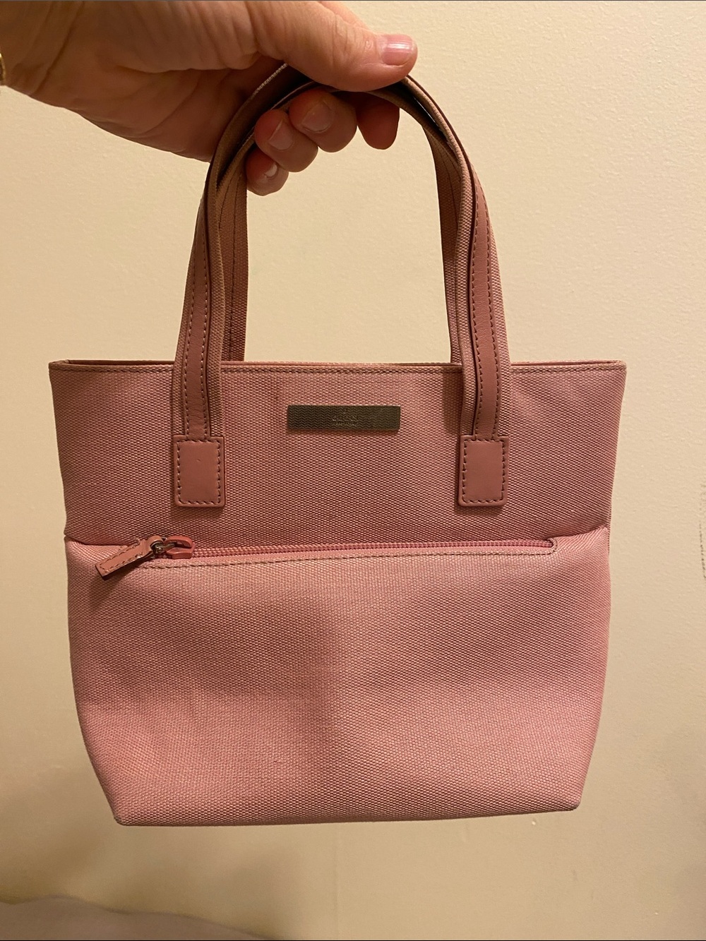 GUCCI MADE IN ITALY Classic Small Tote Bag in Dusty Pink.